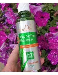Spray do stylizacji włosów z aloesem „Objętość i elastyczność” 200ml 2